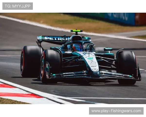 梅赛德斯选择信任拉塞尔和安东内利组合，19岁安东内利被视为未来核心