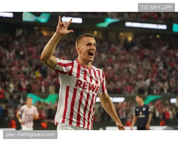 阿森纳队长厄德高膝盖受伤缺阵，中场组织核心空缺待填补